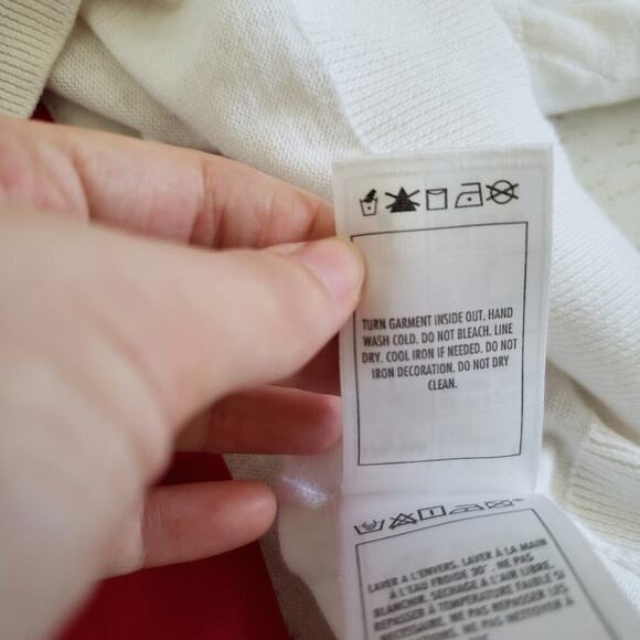 Disney Parks| Minnie Mouse Sweater Size Medium - Picture 5 of 7